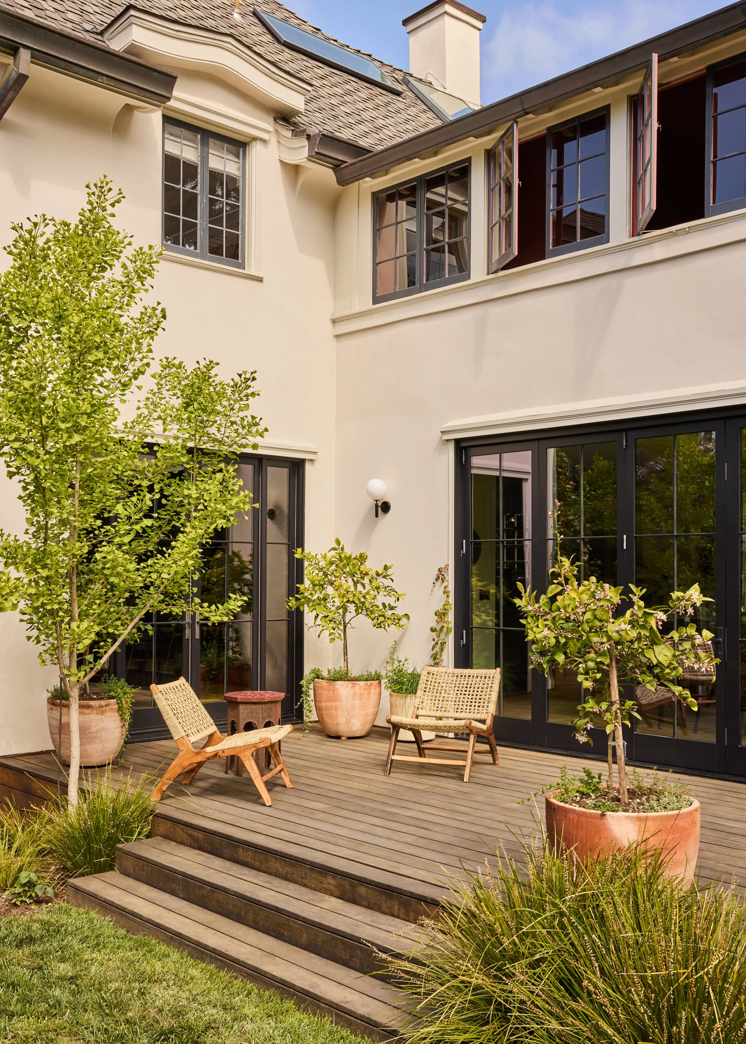 Claremont_Exteriors_104.jpg
