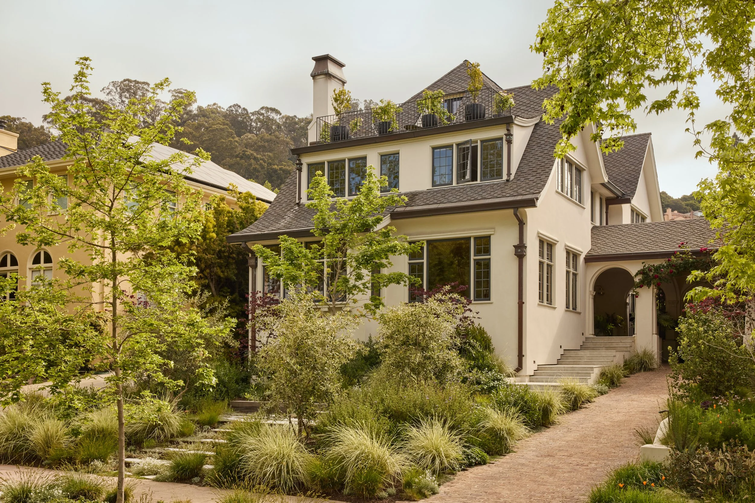Claremont_Exteriors_008.jpg