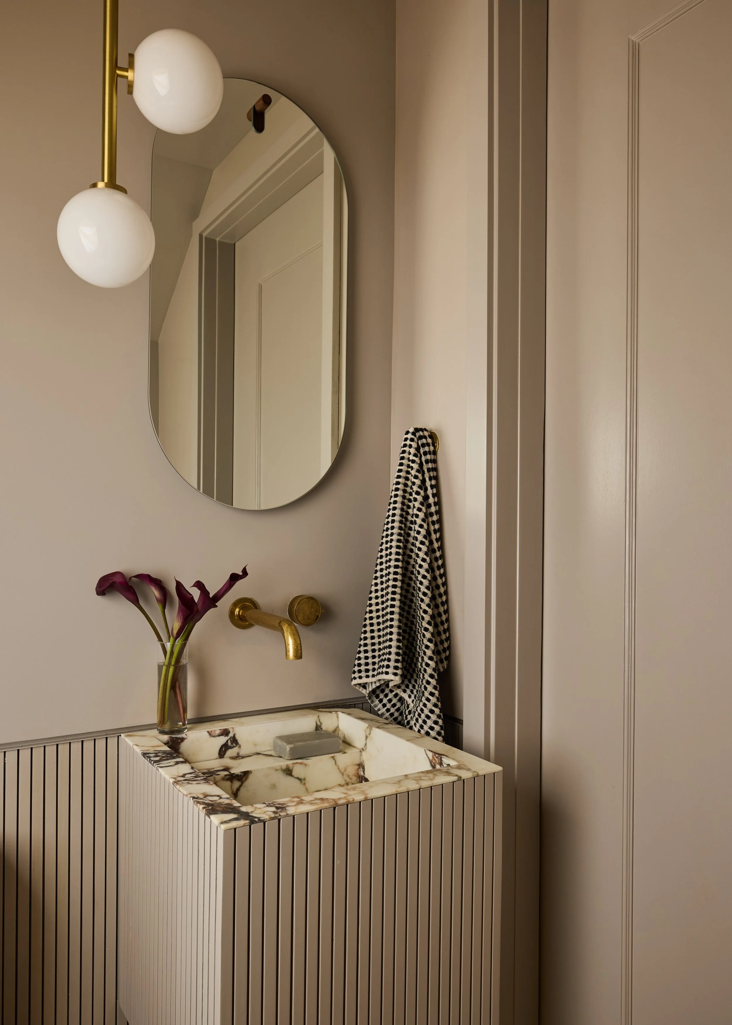 Claremont_Powder-Room_002.jpg