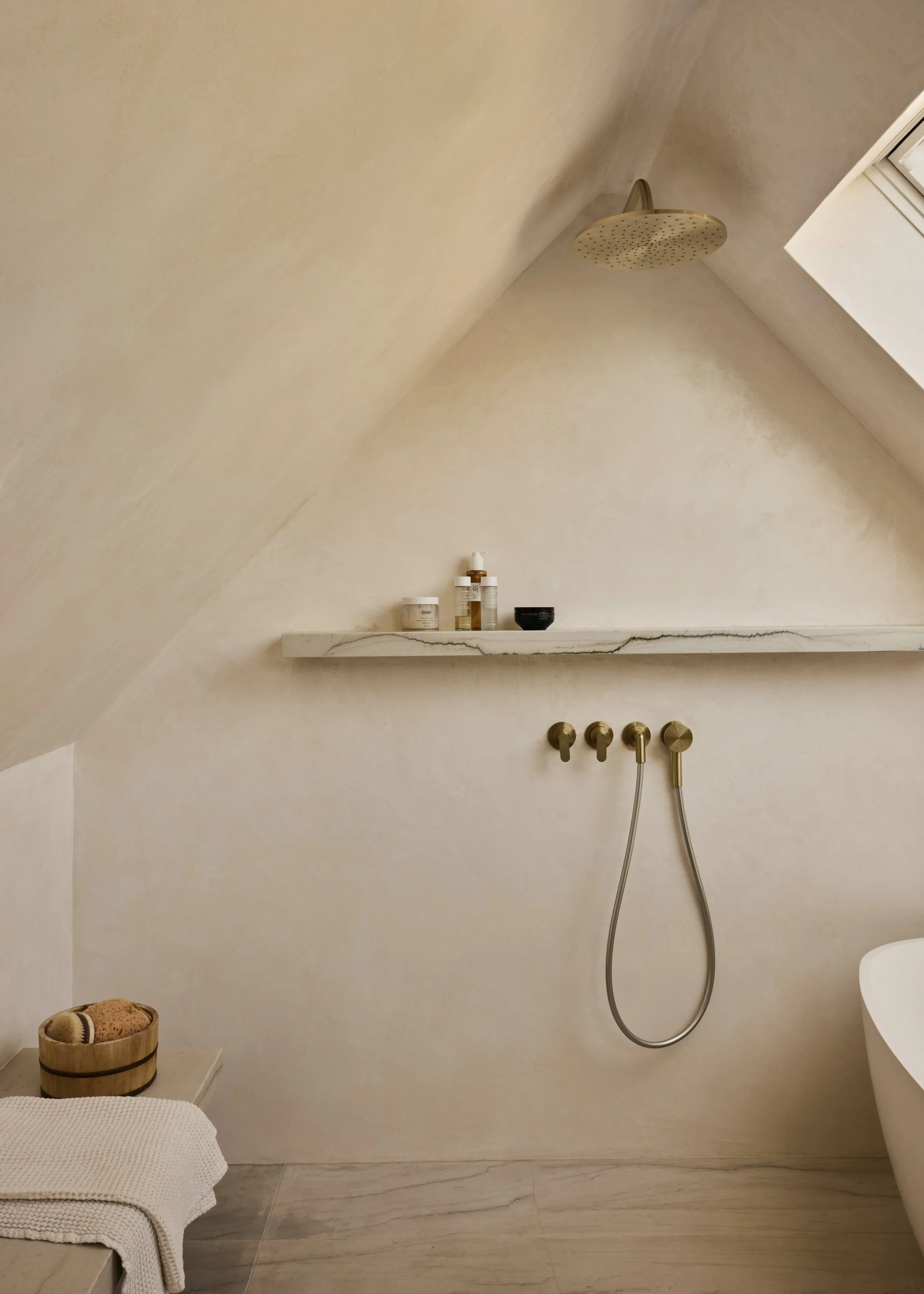 Claremont_Primary-Bathroom_016.jpg