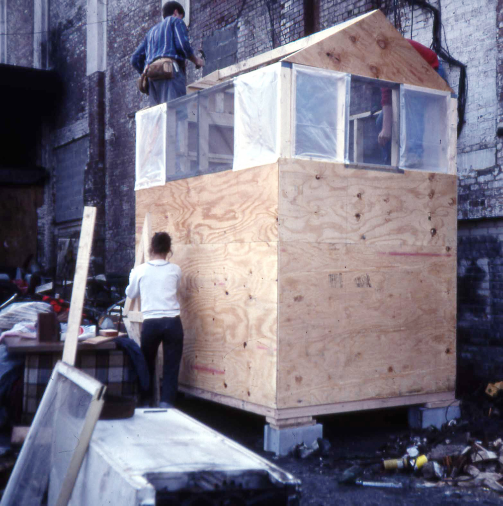 Rosler_IYLH_hut-construction-brooklyn_72dpi_1000px.jpg