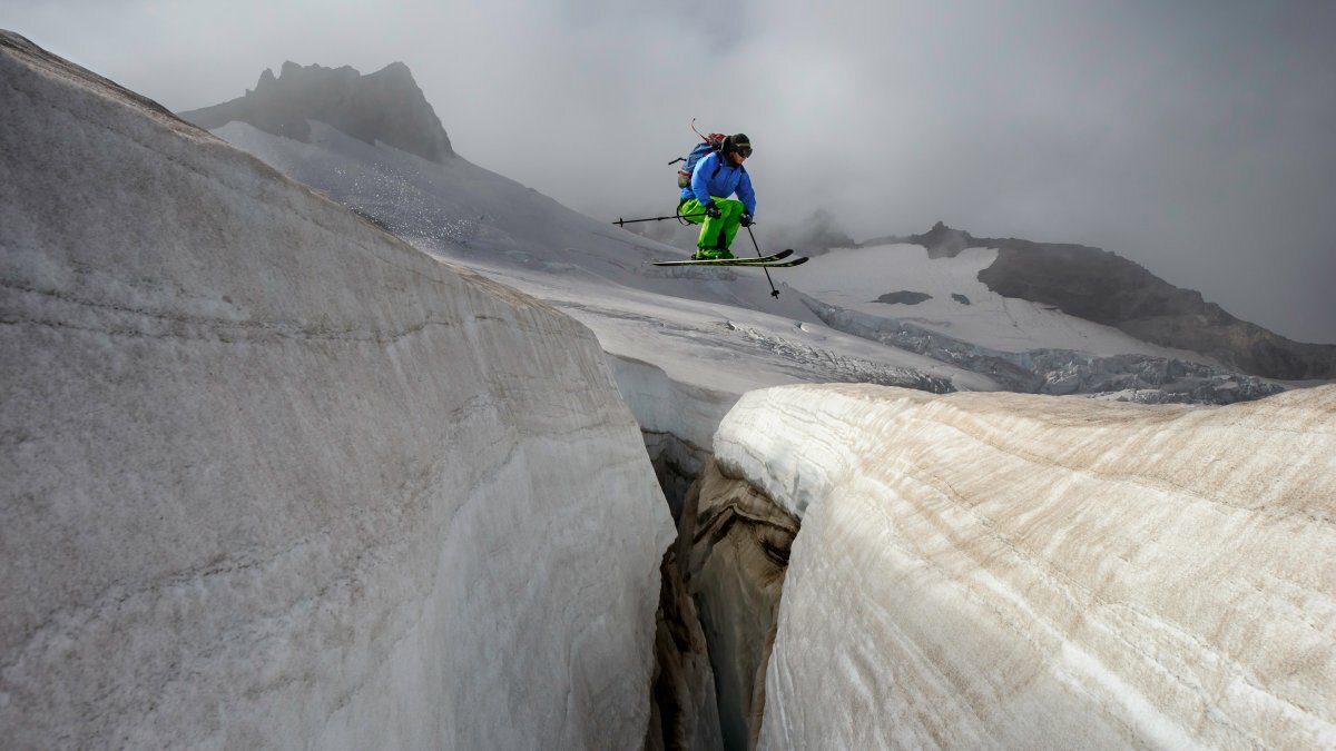 Skiing 213 Glaciers in Washington Before They Disappear