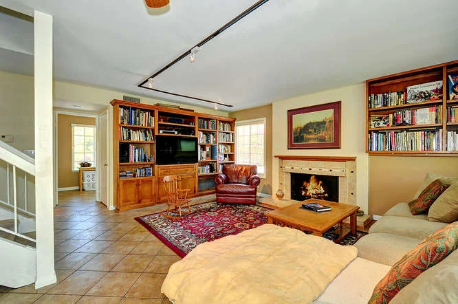 2317 Otono Circle Thousand-small-012-8-Sky012-666x443-72dpi.jpg