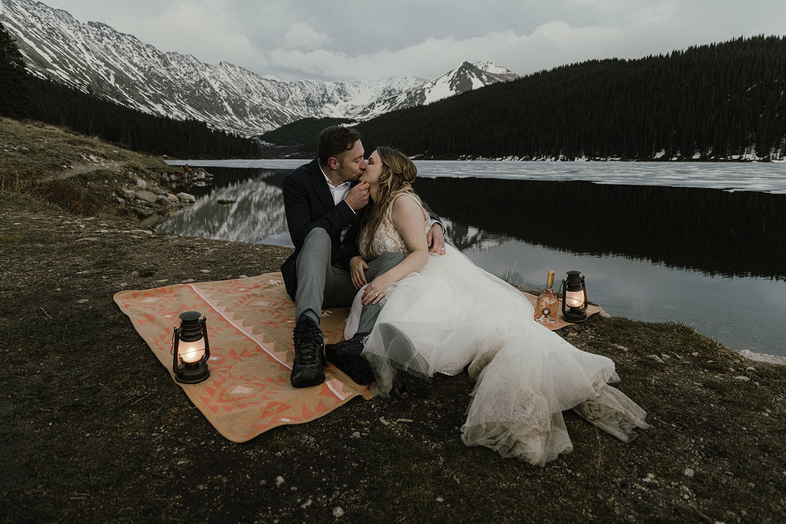 mindy_dustin_breckenridge_colorado_elopement_1-239.jpg