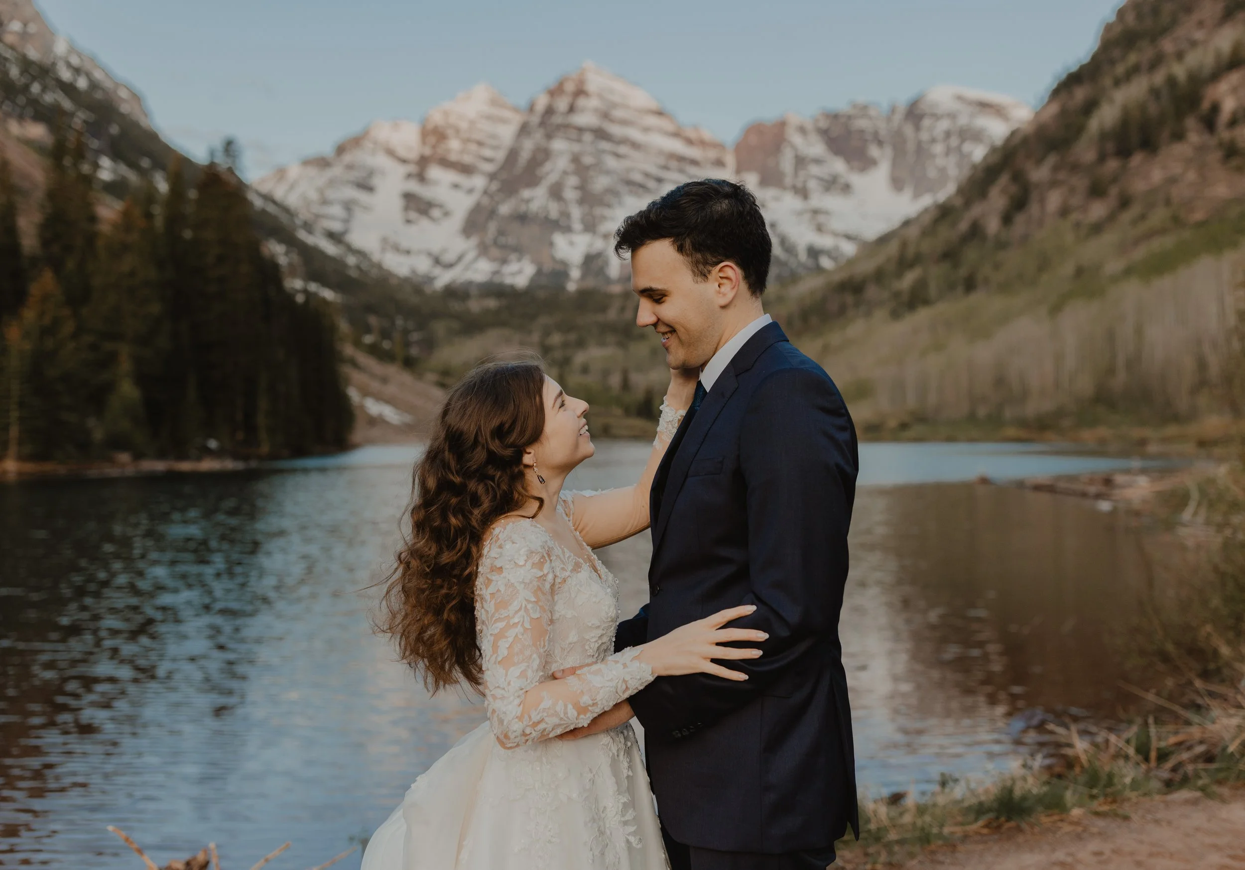 madi-luca-maroon-bells-elopement.jpg