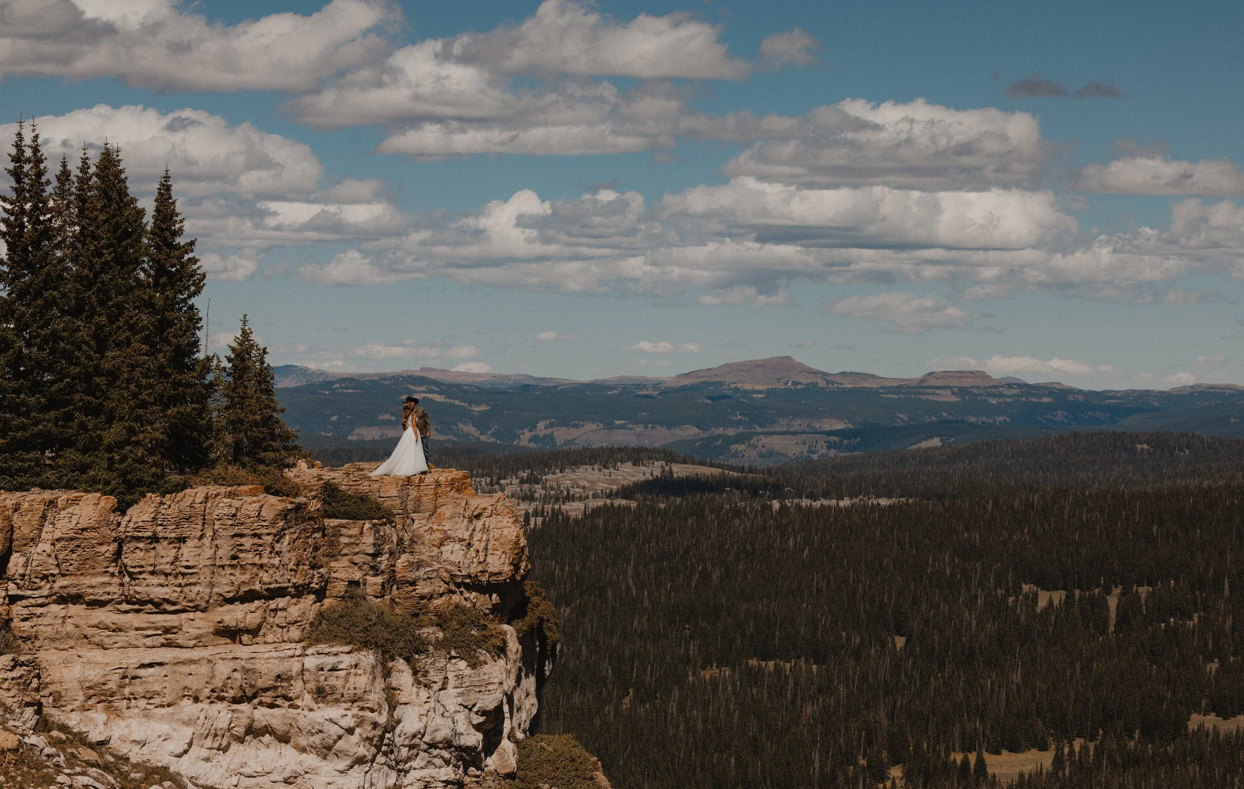 julie-matt-new-castle-colorado-elopement-31.jpg