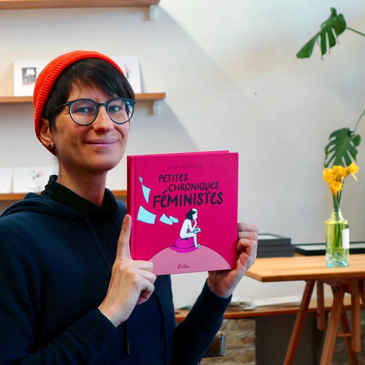 Today, one day after #womensday, the french version of my book Busengewunder is out in stores: 💞 &ldquo;petites chroniques feministes&rdquo; at the non fiction publisher &bdquo;presses de la Cit&eacute;&ldquo;!

Many thanks to @pressesdelacite who m