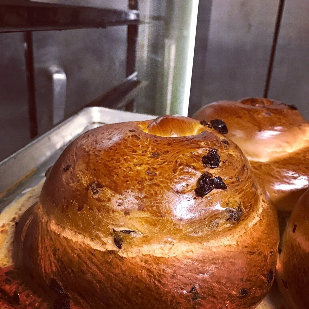 Round_Raisin_Challah.JPG