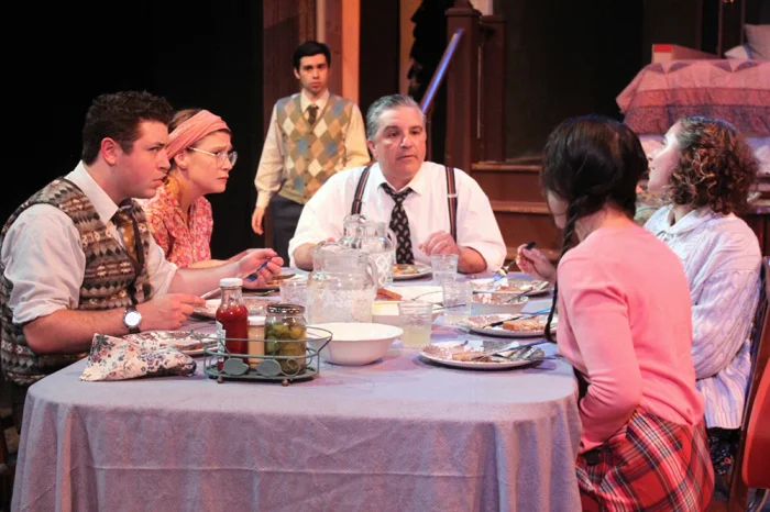 Reveiews, Brighton Beach Memoirs at Oldcastle Theatre (cont.)