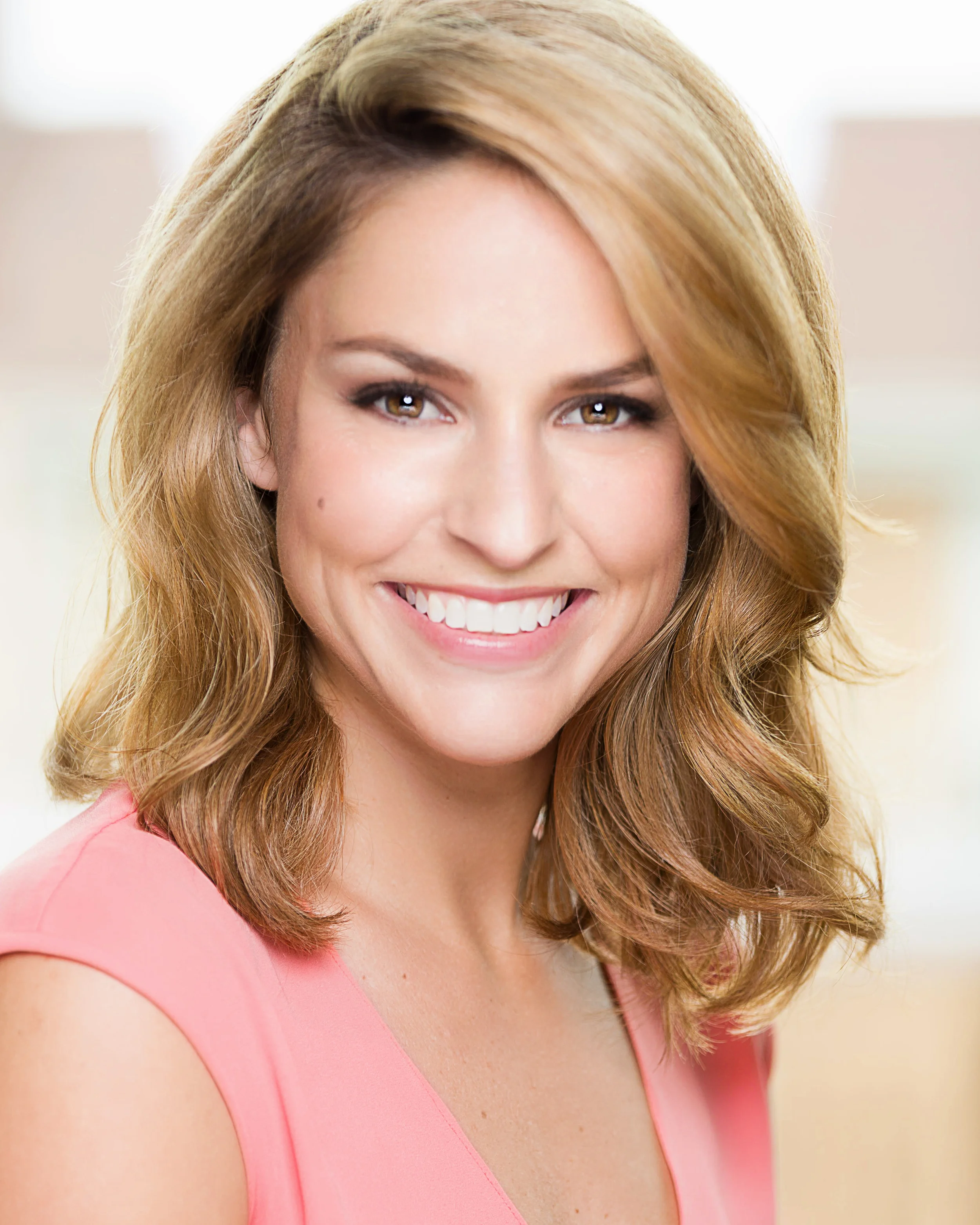 Kim Head Shot 030.jpg