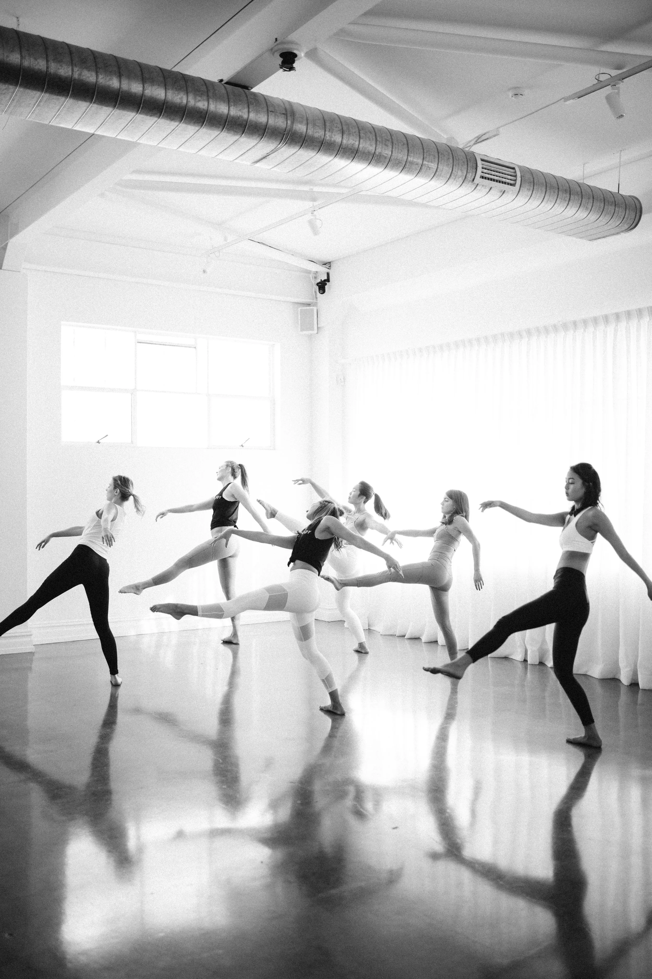 BarreBodyRelaunchBW-088.jpg