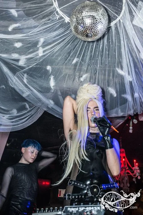 LYLAS: A Ball to Remember at Berlin Nightclub Chicago; 2016; role: installations ; photographed by Kater Jane Photography; pictured: girlboifriend and FEE LION