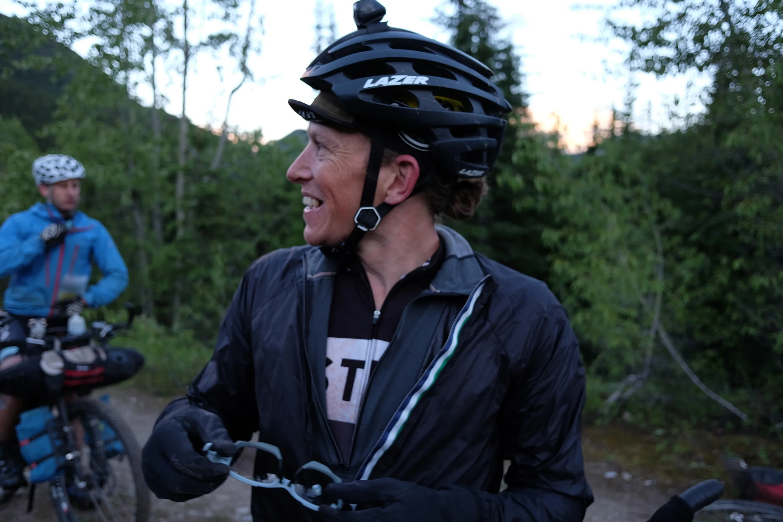 TOUR DIVIDE - CANADA
