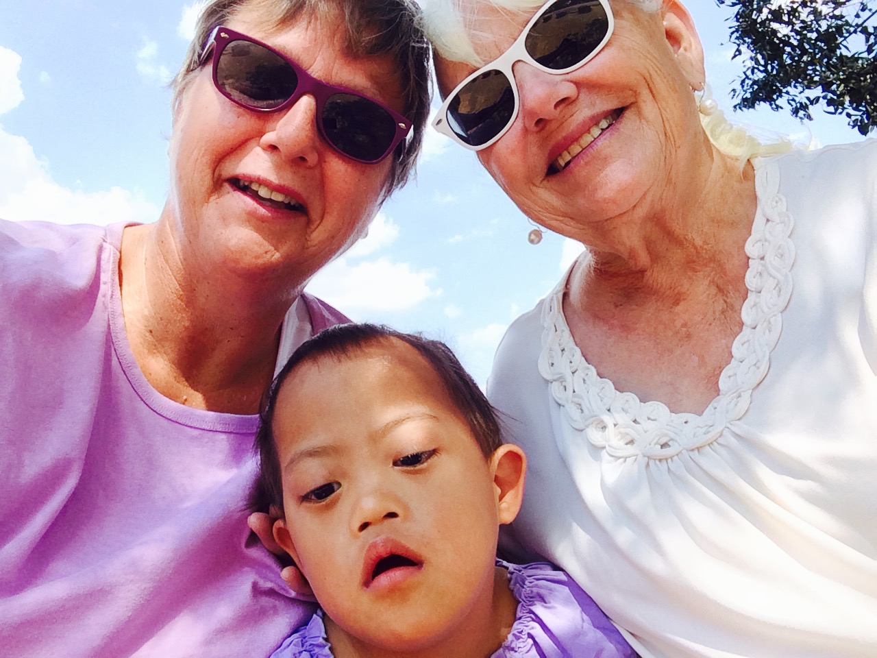Carol Fare, Vicki Brown and KaoHawm.