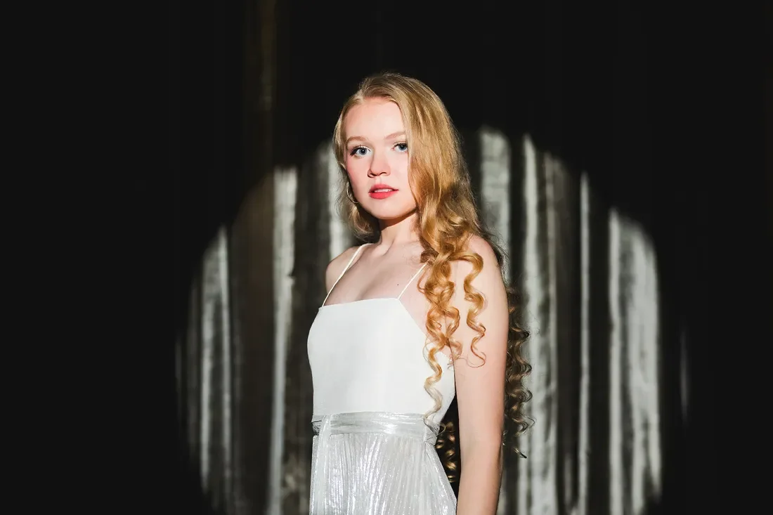 ValsList Presents: Grace Humphries