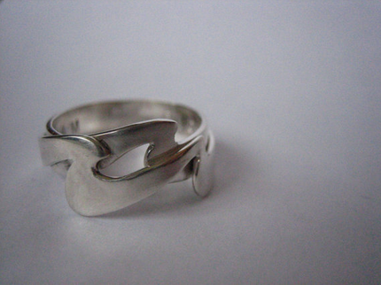 Double Wave Ring.png