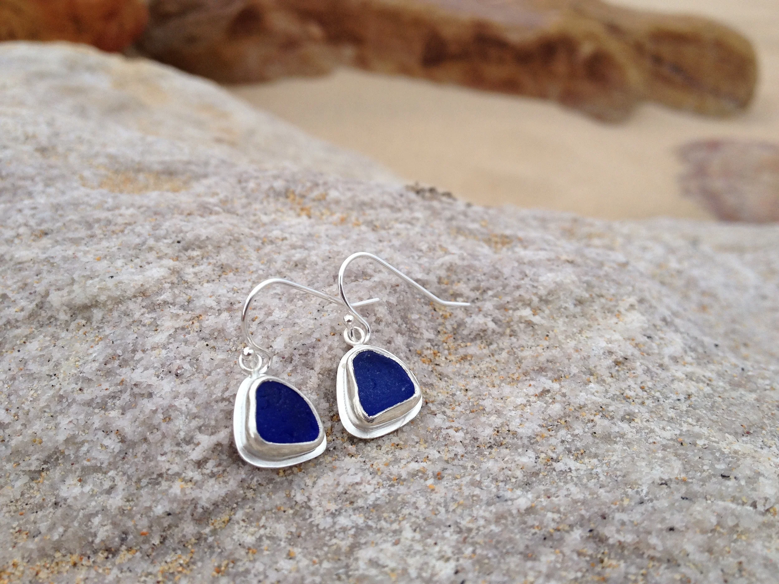 cobalt seaglass.jpg