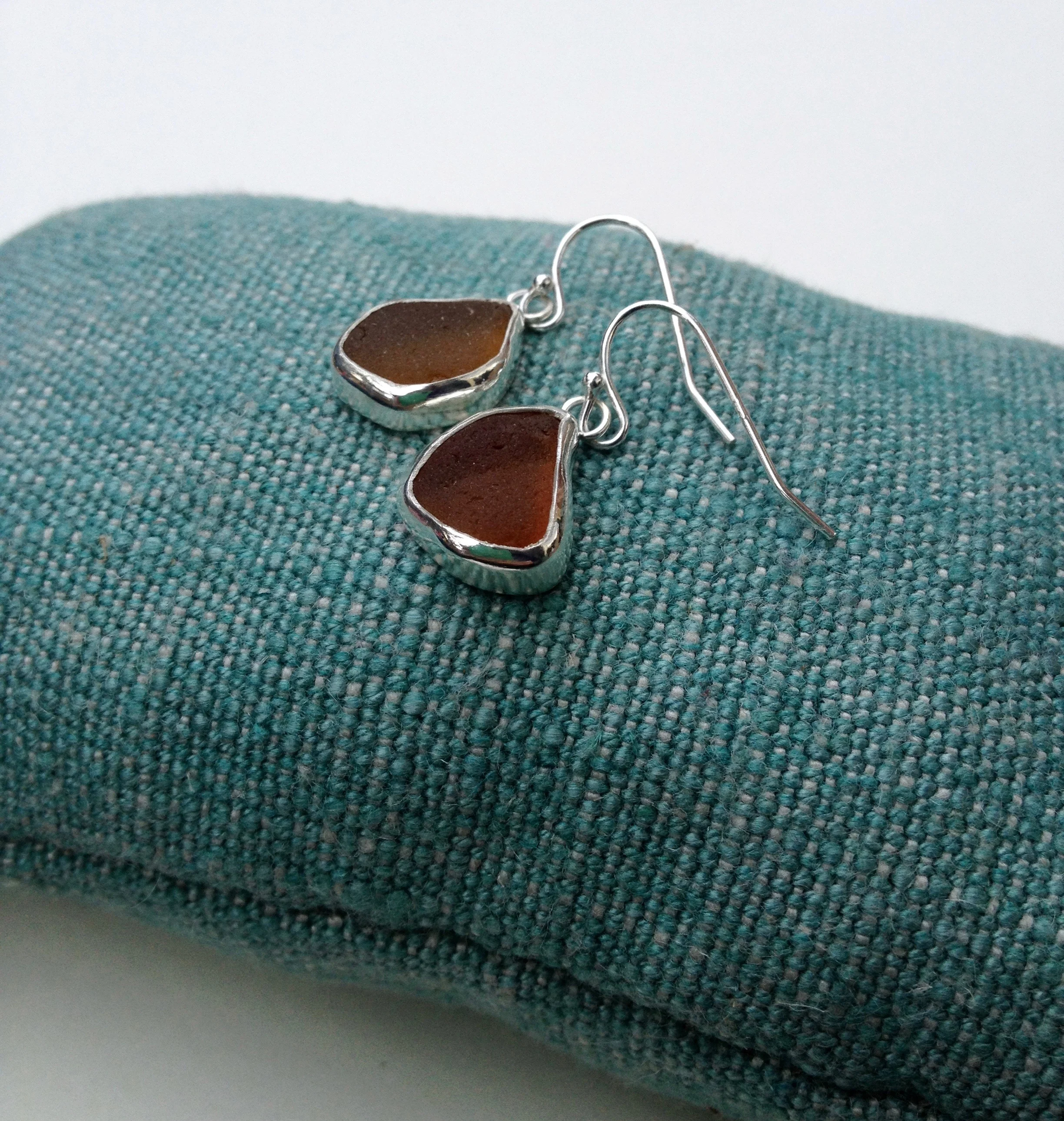 amber dangle pillow.jpg