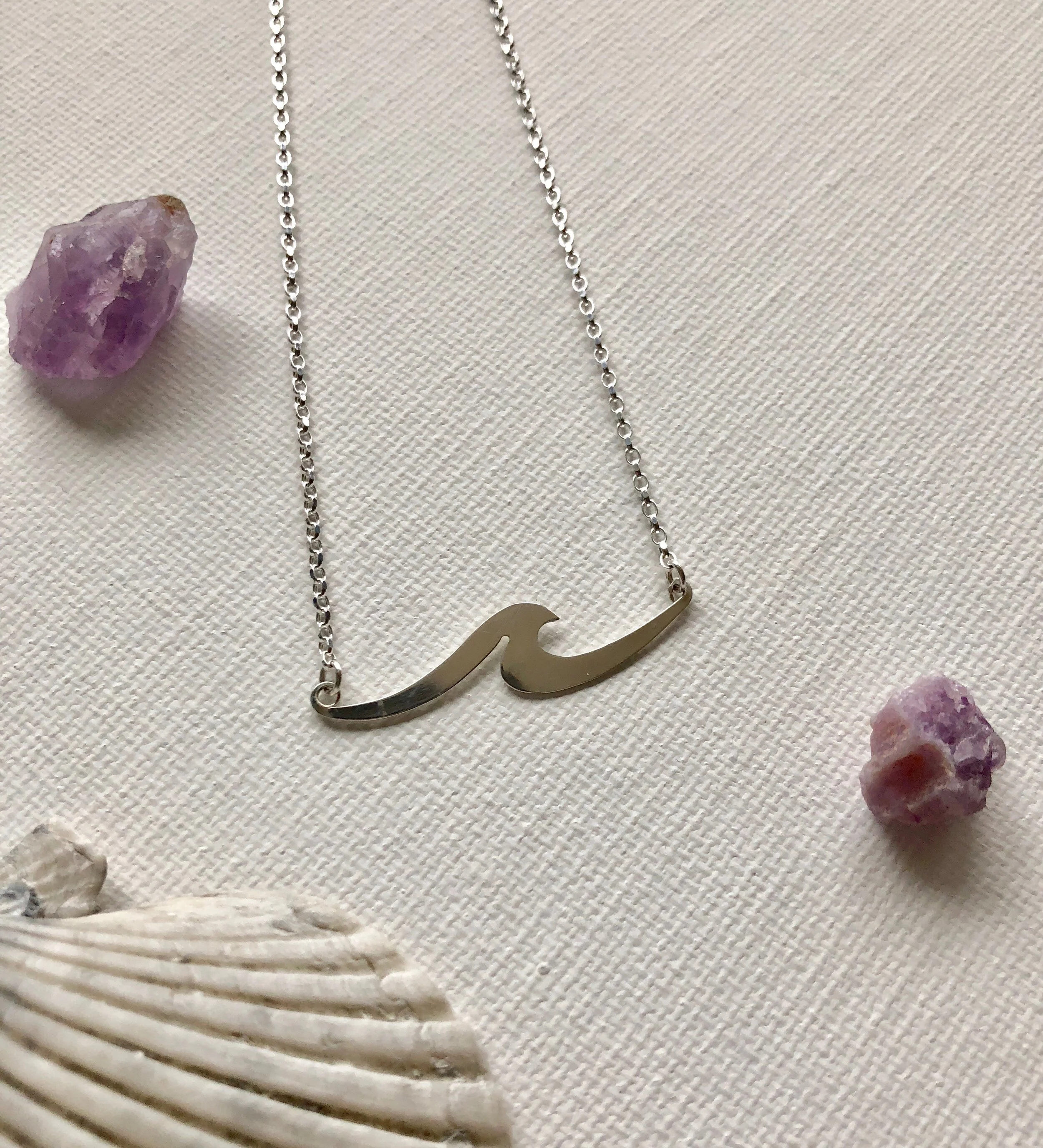 wavenecklace2.jpg