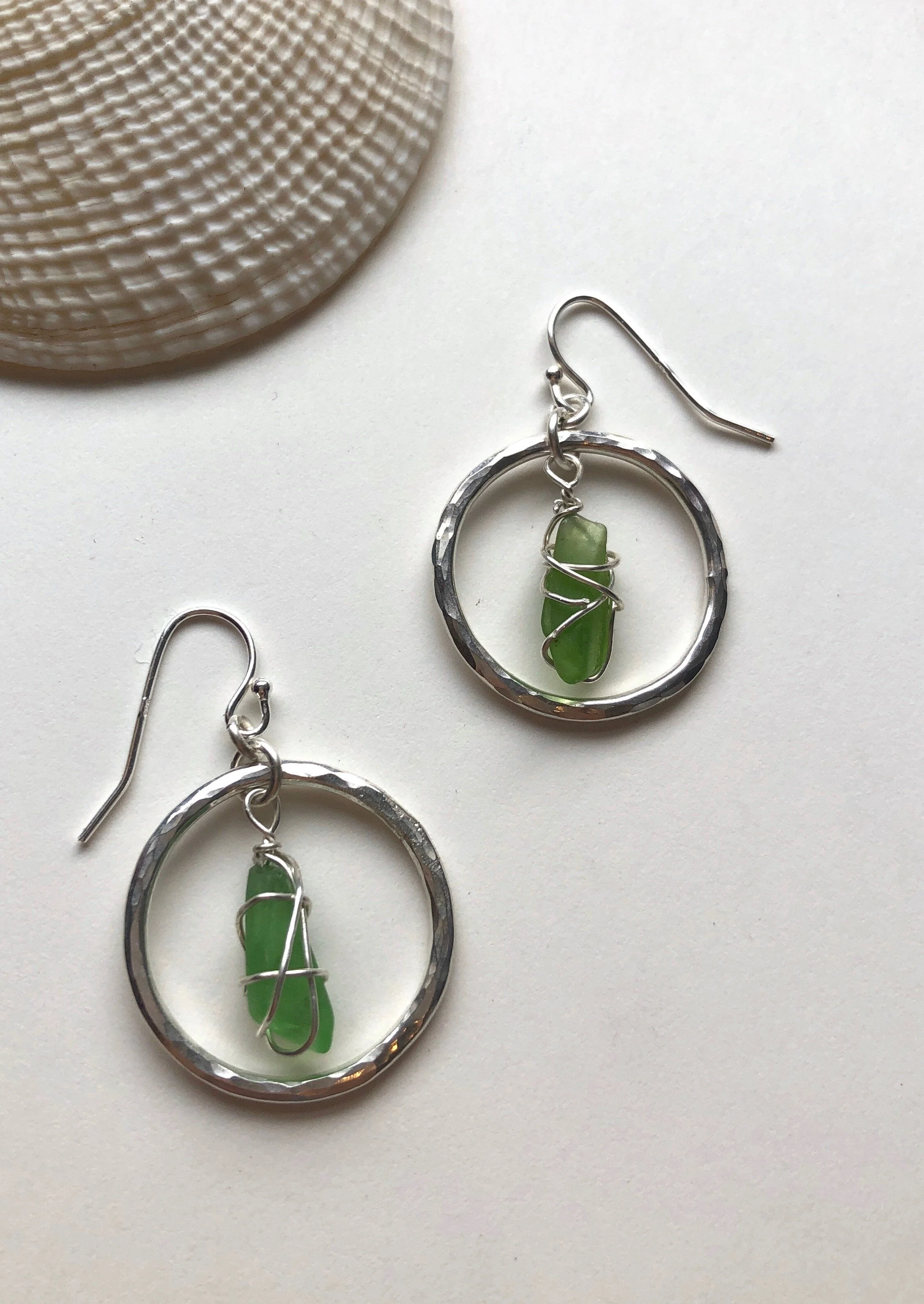 green.silver.jpg