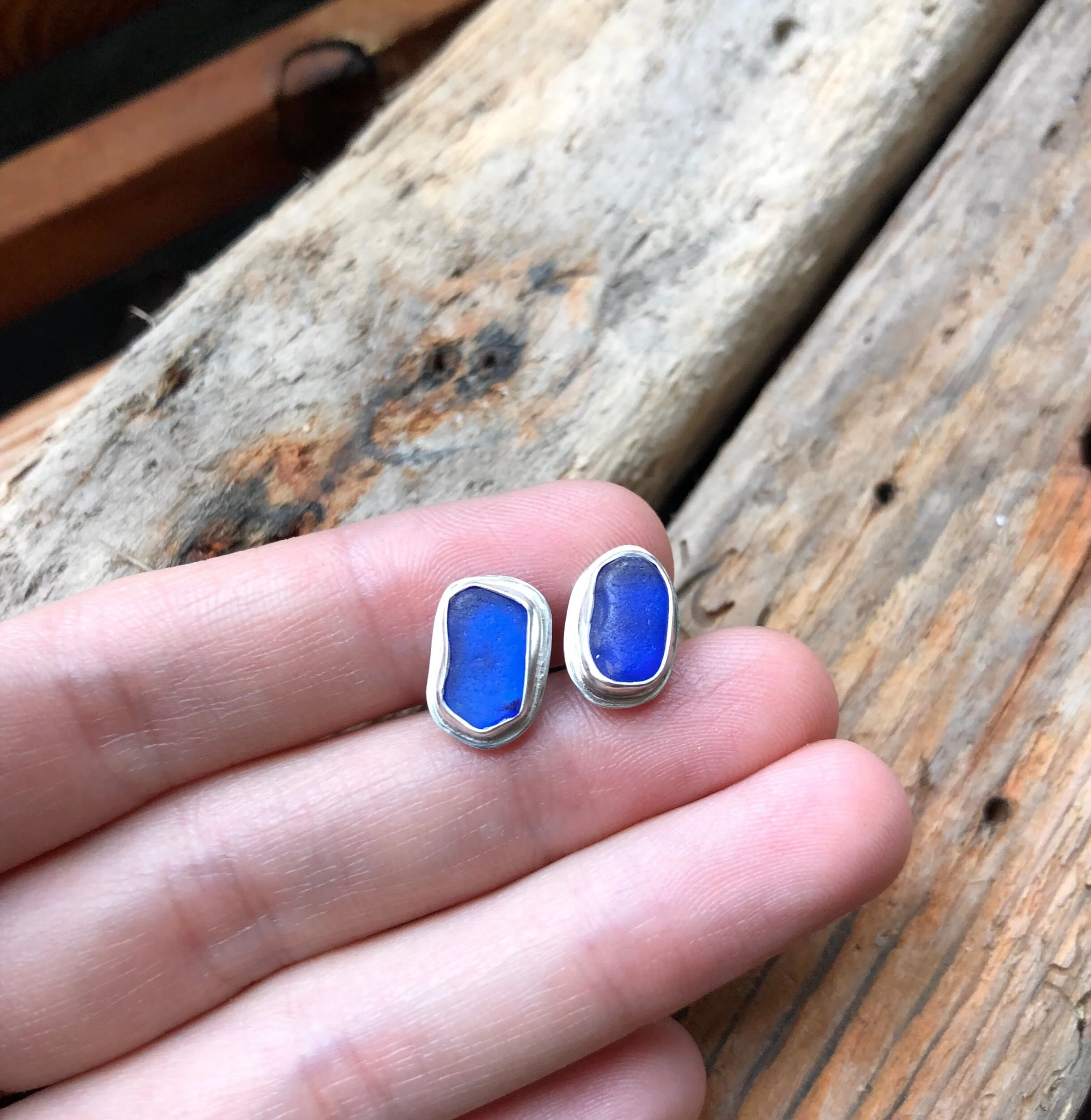 BD91BF0C-5CDC-40F9-BBA2-F7FDF67ABDBD