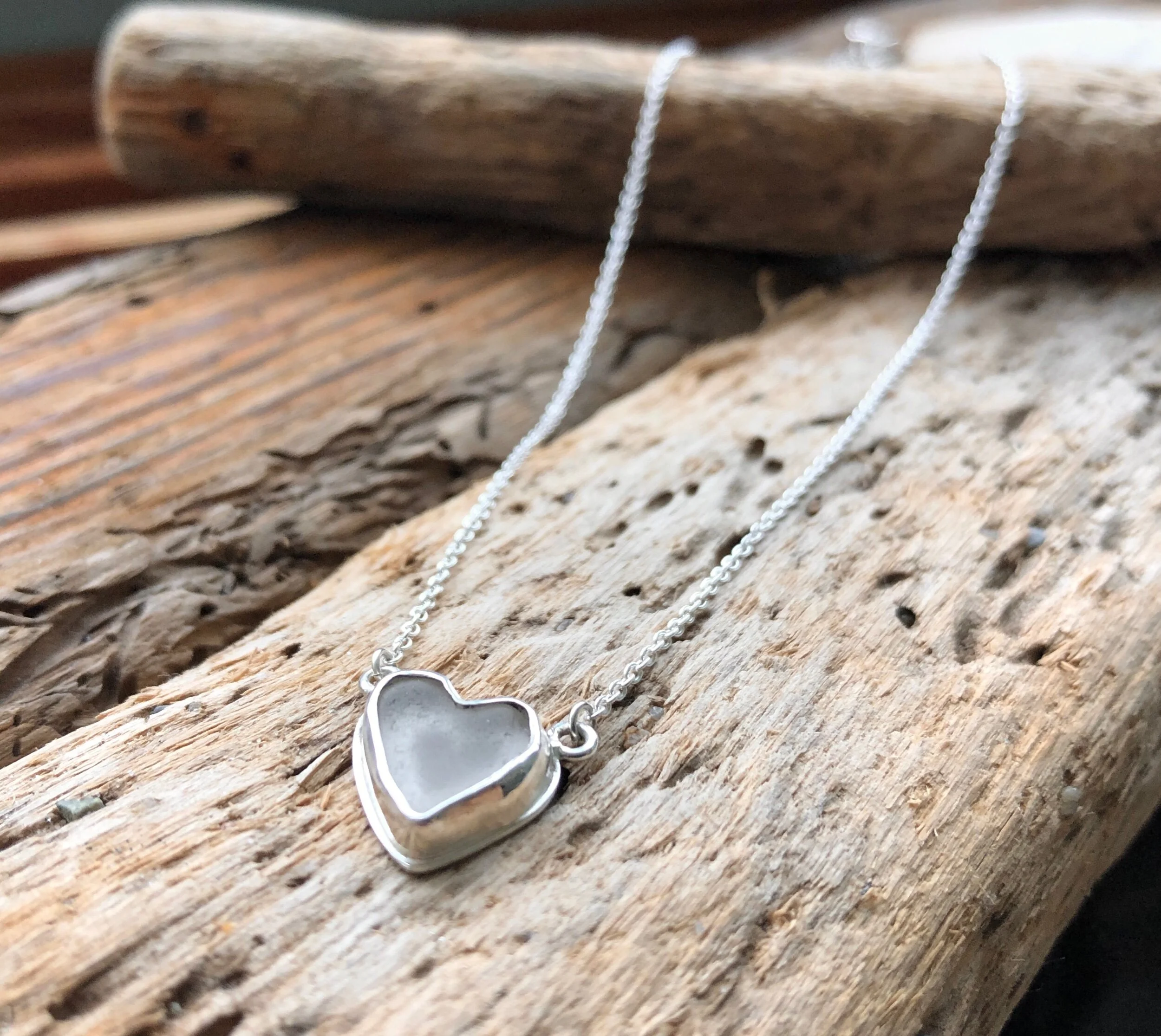 D35A7A53-B196-4F78-A6B1-D8D4F685A3F5