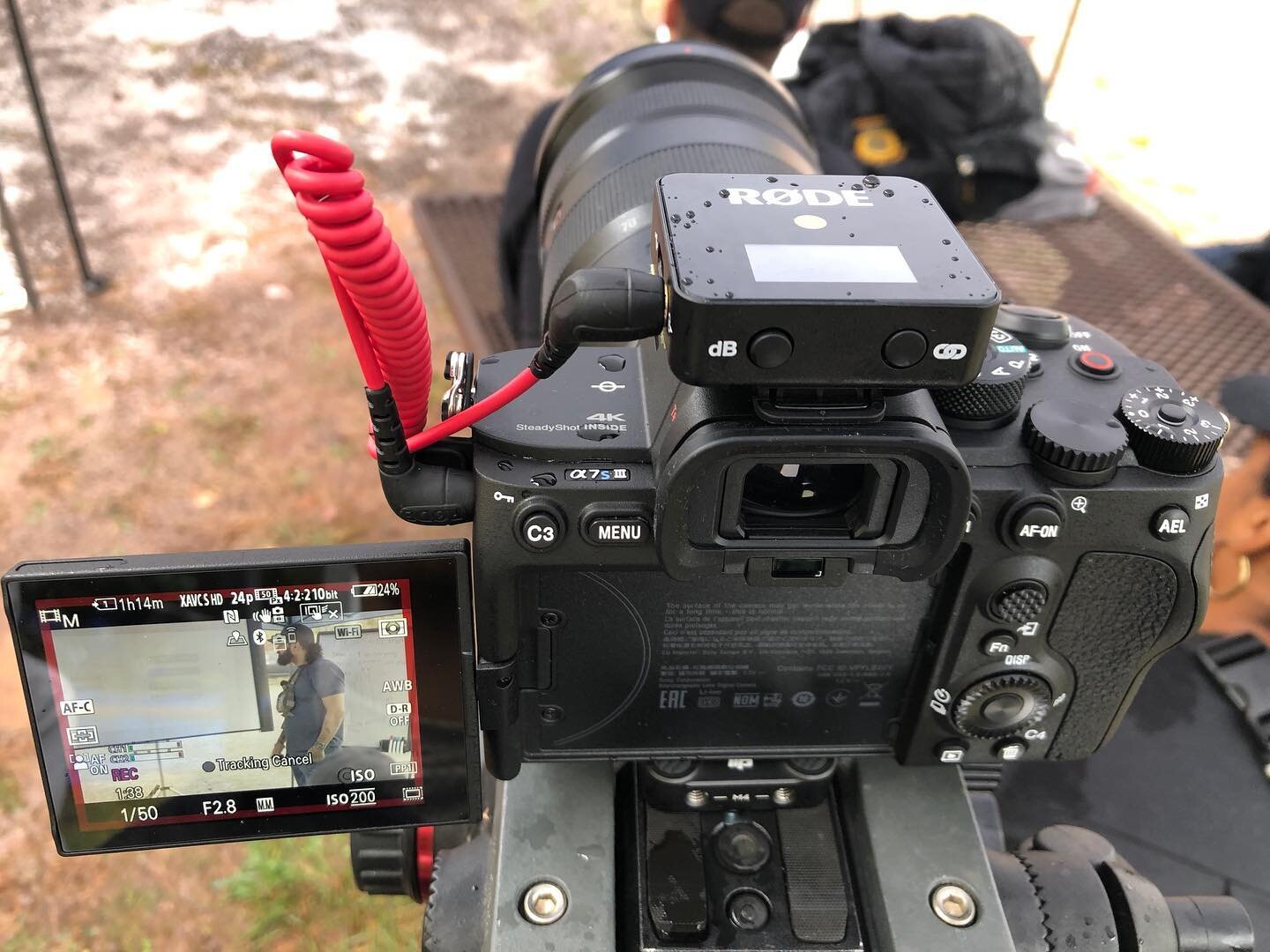 @rodemic wireless go X @sonyalpha A7S3
.
.
.
#sony #sonyalpha #rode #rodemic #rodemicrophones #sonya7siii #a7siii #a7s3 #filmmaking #filmmaker #production #productioncompany #videoproduction #videoproductions #mirrorlesscamera #videography #wireless