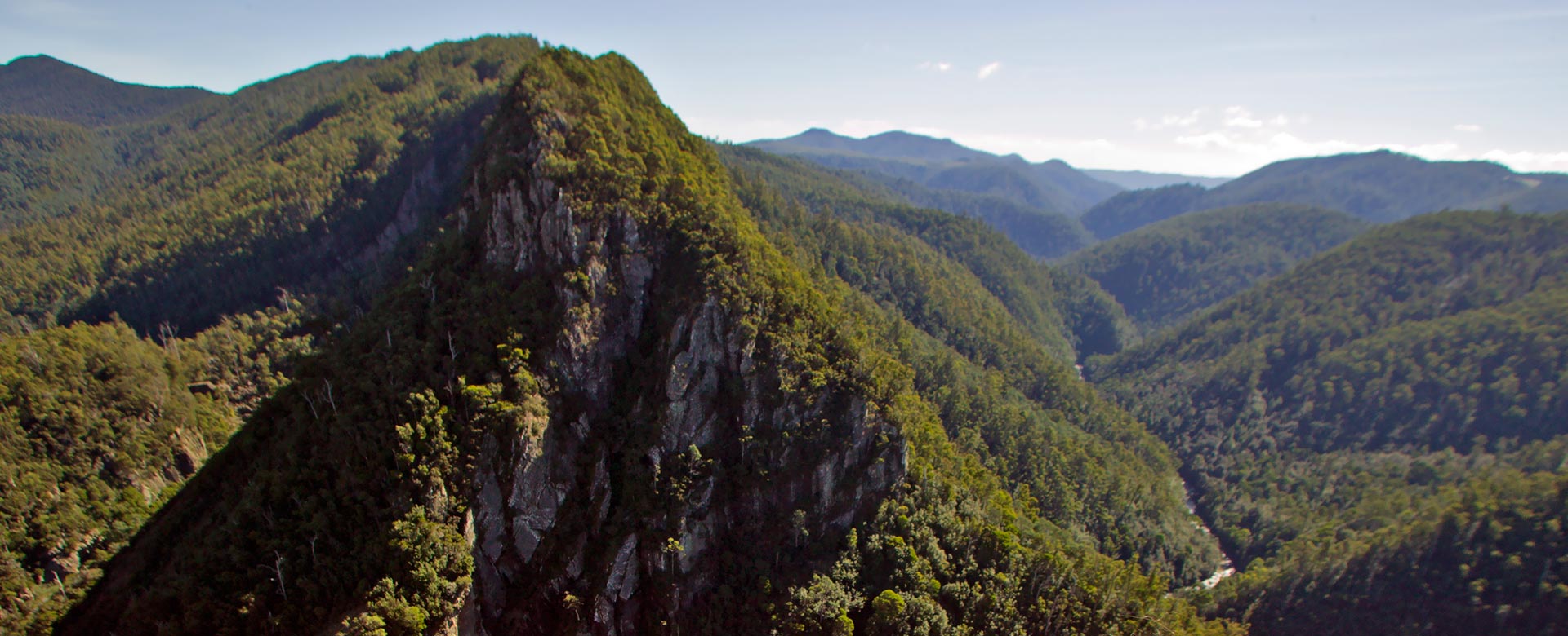 Leven-Canyon.jpg