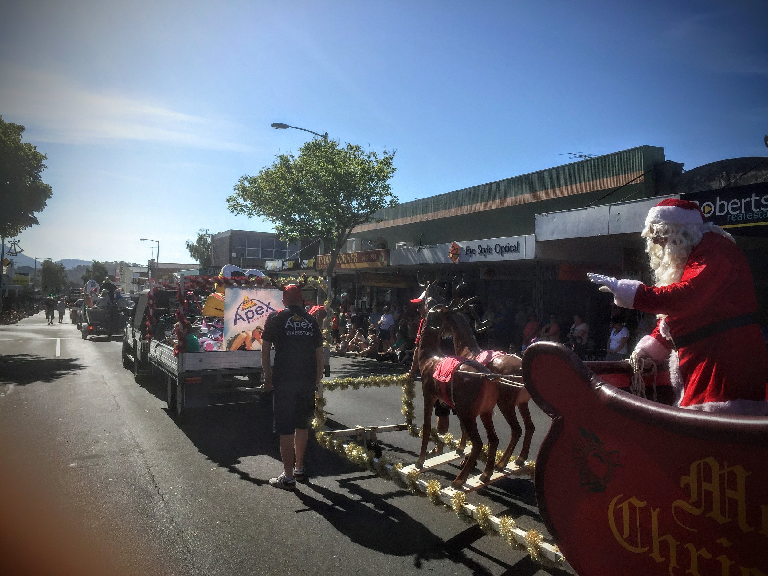 Apex Ulverstone Christmas Parade and Carols By Candlelight