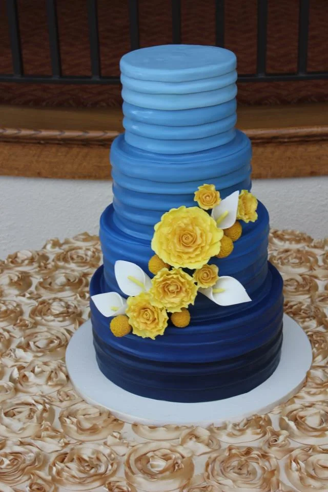 Responsible for handmaking the flowers out of Sugarpaste
