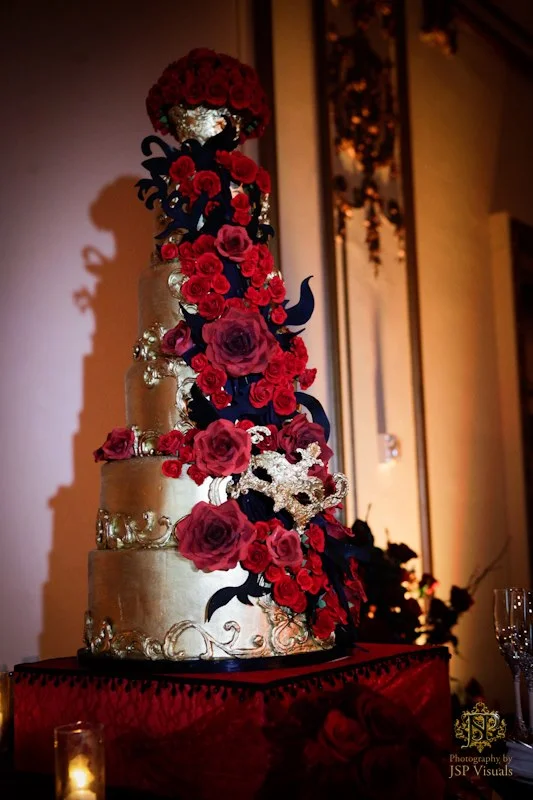 Responsible for handmaking the roses out of Sugarpaste.