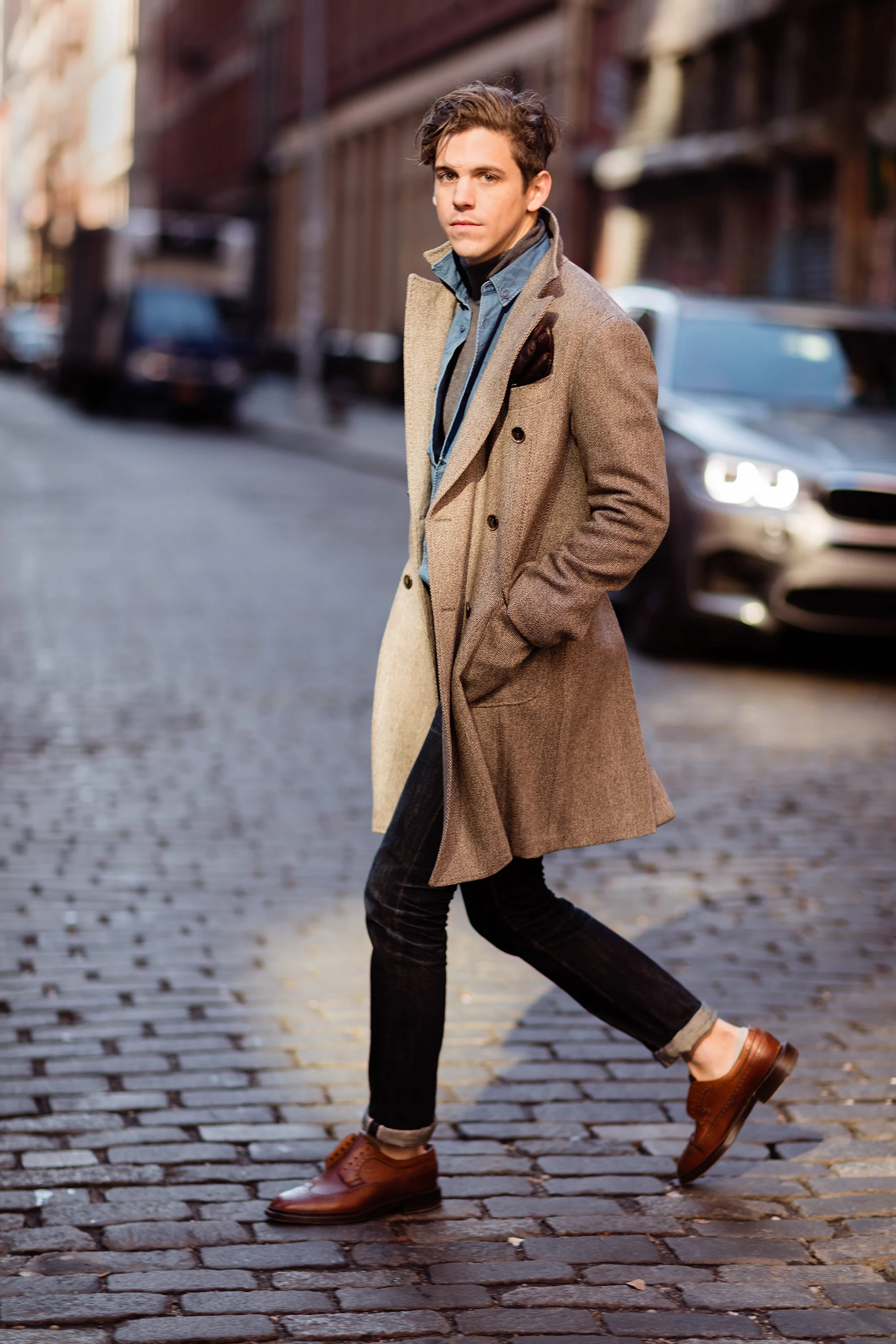 Robert 'Thousand Yard Style' Spangle shot by fellow leading documentarians of mode on the road, Melodie Jeng (this image) and Adam Katz Sinding (main pic). 