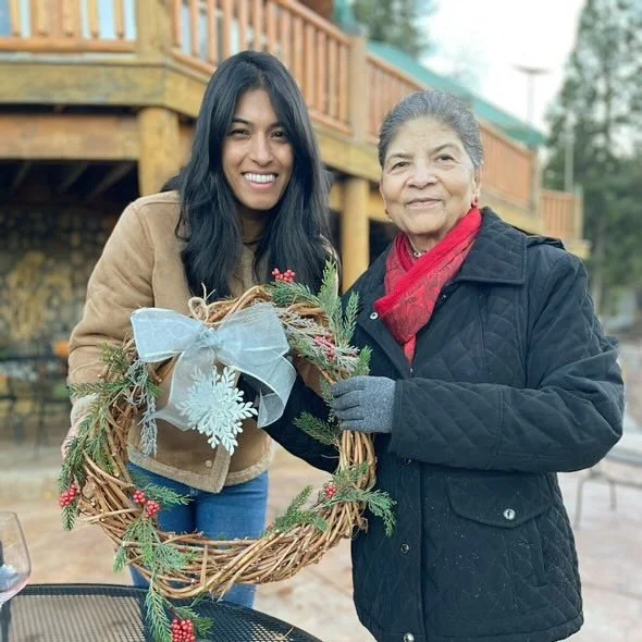 Decorated a wreath with my Nani at @saluticellars this Thanksgiving! 🎄🍷

My Nani is one of the most creative people I know. Because of her, our childhood was filled with arts &amp; crafts, the most aesthetic gift baskets, and clever plating that tr