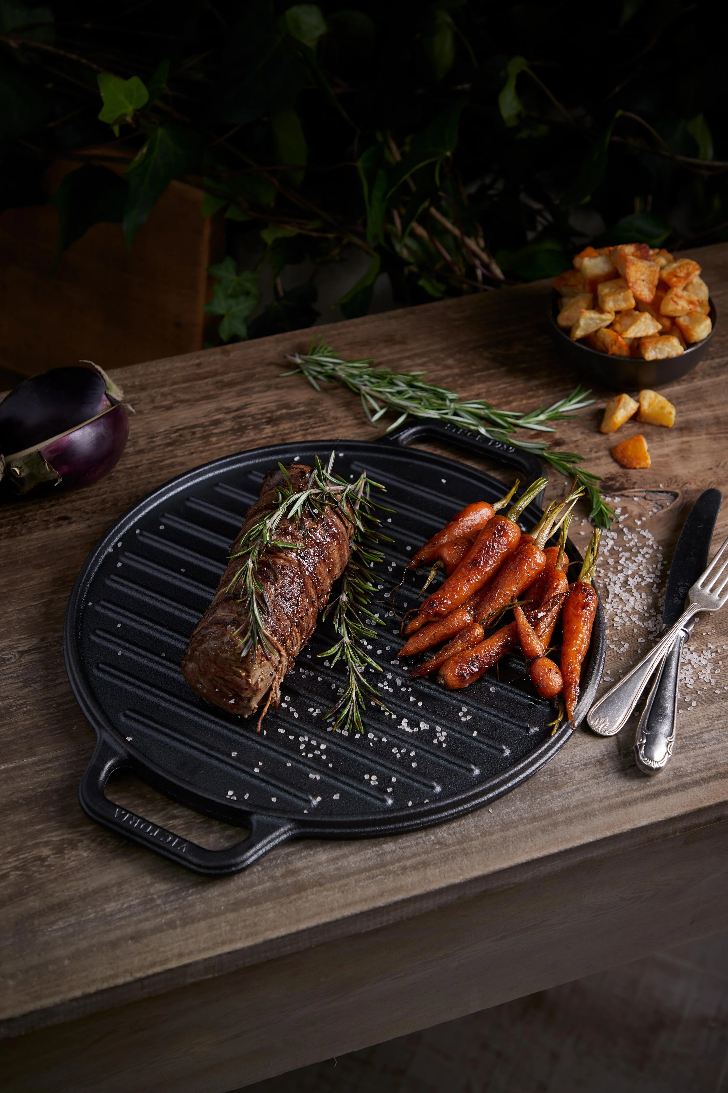 Victoria Cast Iron Cookware - South Africa - Edison Stone, South Africa