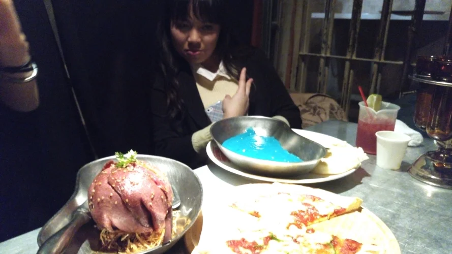Meat brain, blue curry and a normal pizza