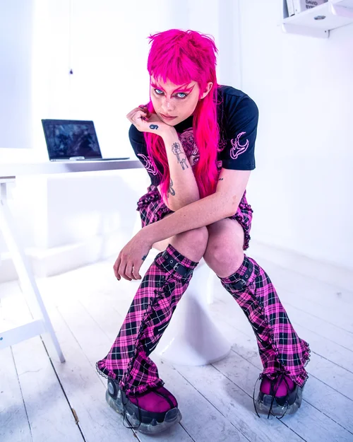 GIRLI