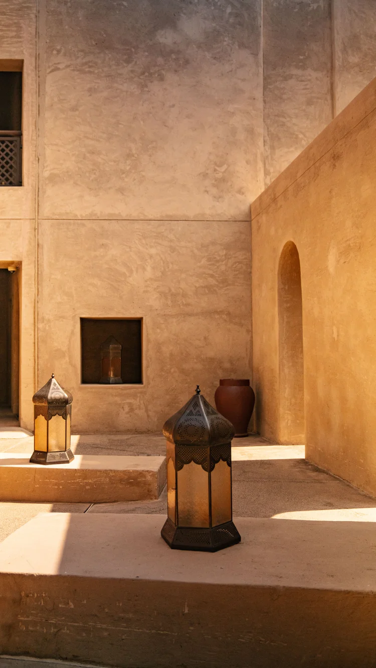 Bab Al Shams 25