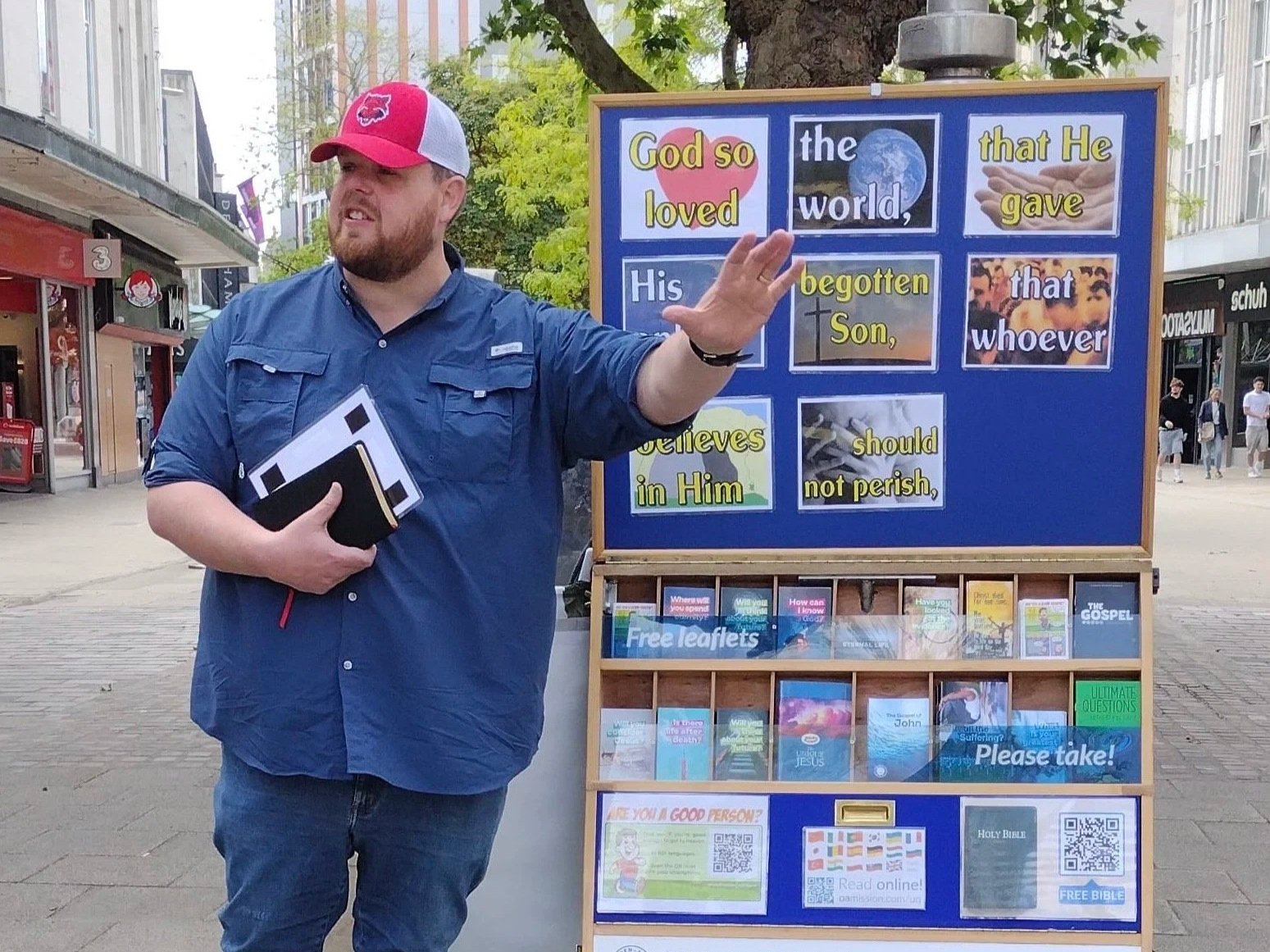 Jehovah’s Witnesses Try to Convert Me! – Portsmouth Evangelism