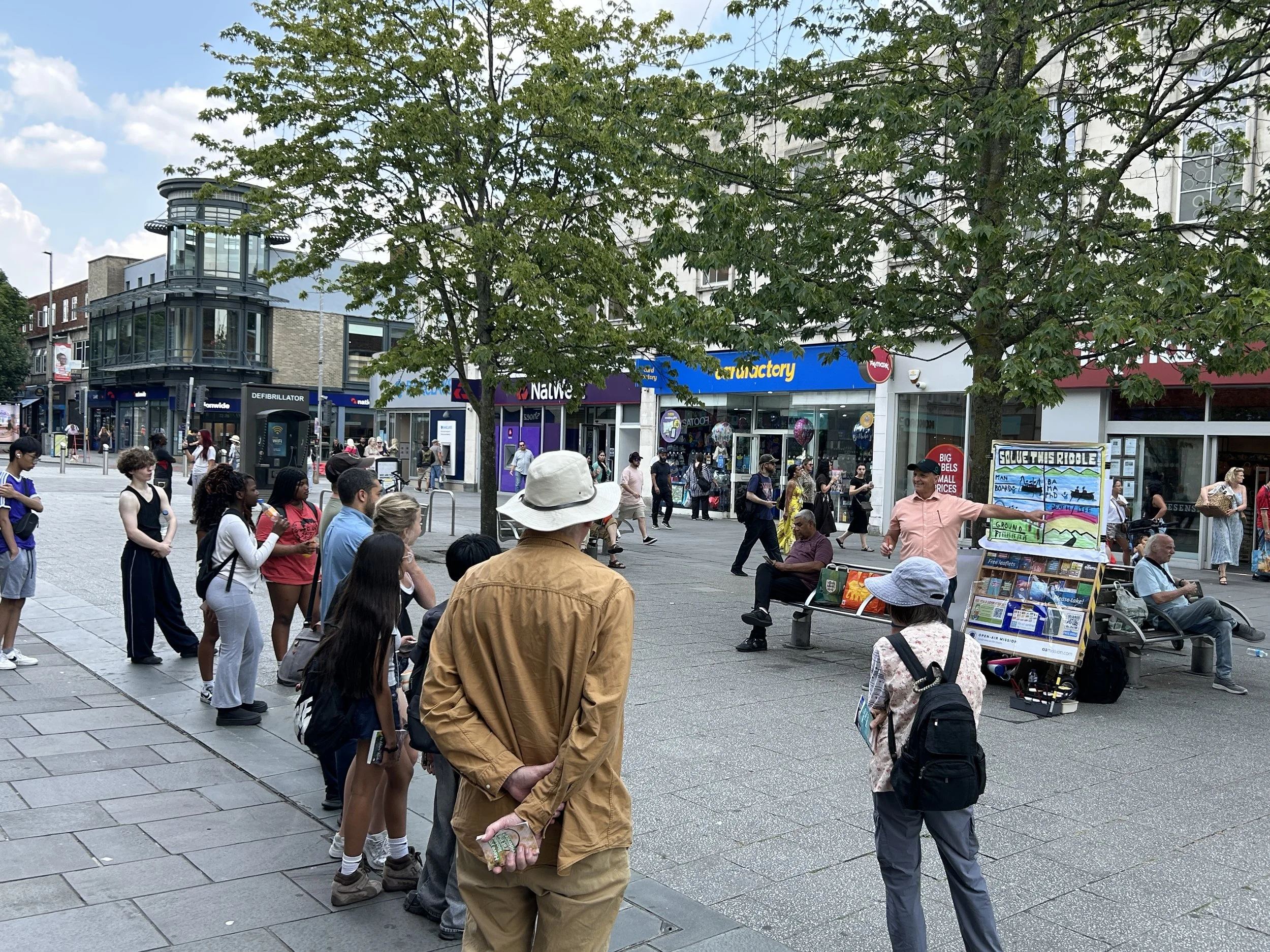 Science, the Cross, a Riddle, and the Way to Heaven – Southampton Evangelism