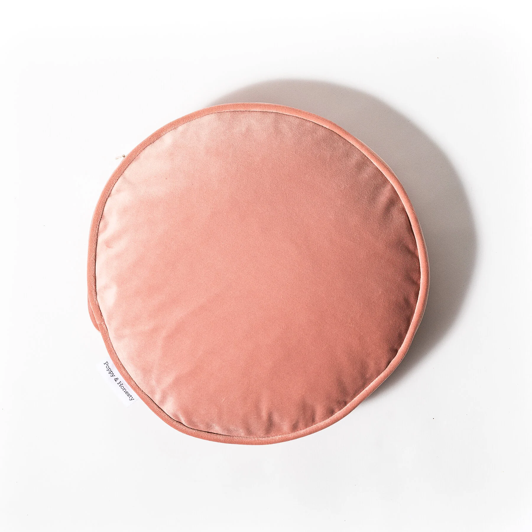 Pink velvet round cushion Clearance
