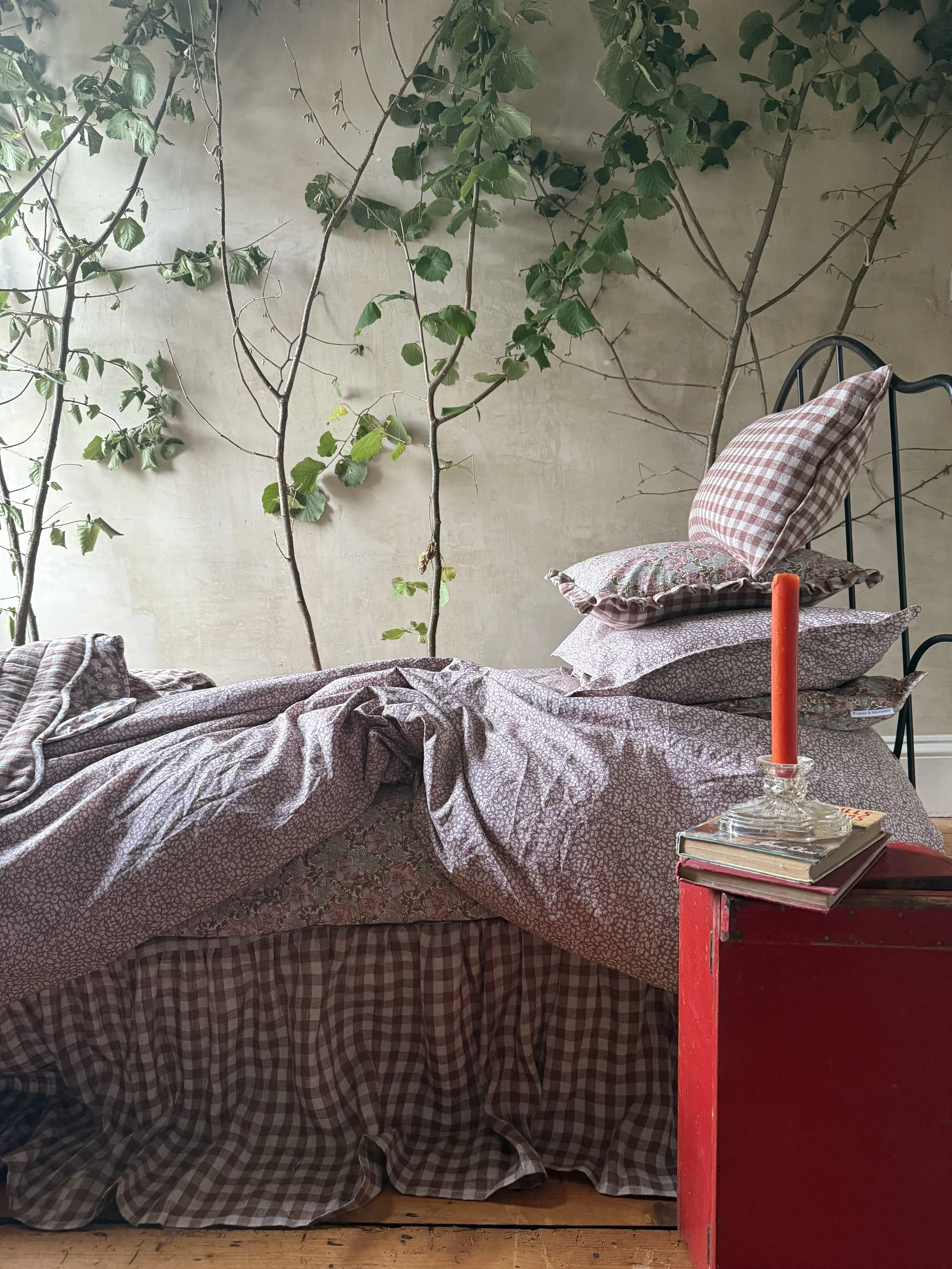 Fitted Sheet made with Liberty Fabric 'Feather Fields'