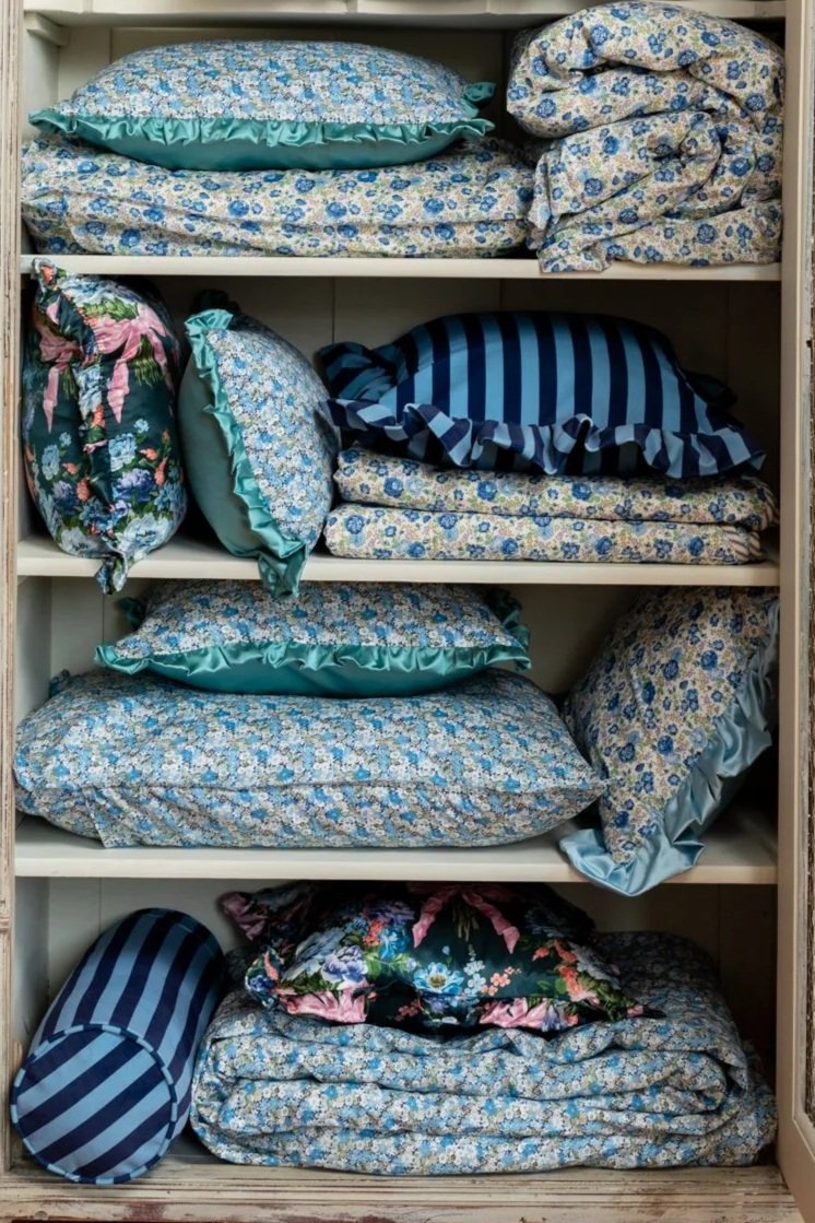 open+cupboard.jpg (Copy)