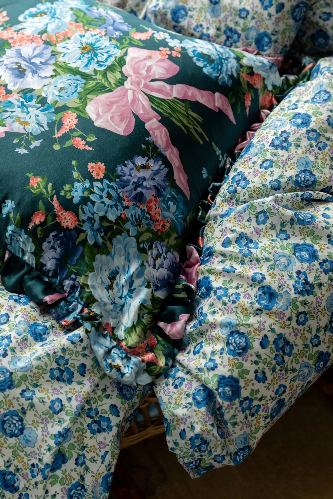 silk cushio.jpg (Copy)