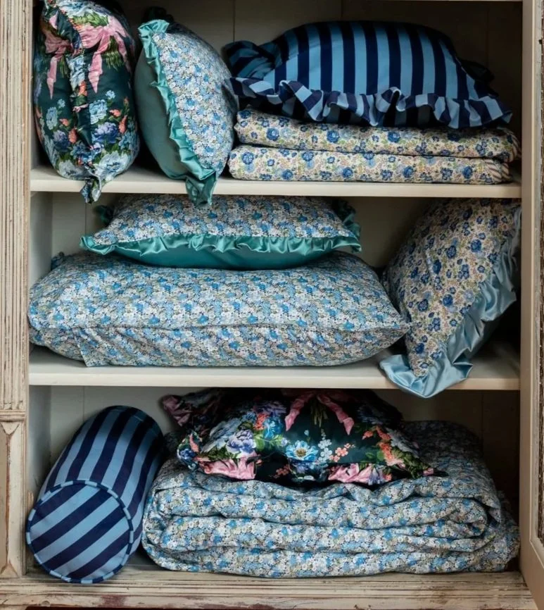 open+cupboard.jpg (Copy)