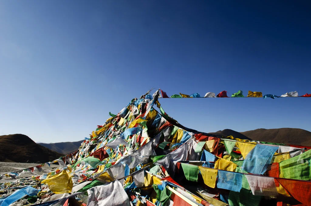(ts561) prayer flags by the road, tibet, china.jpg