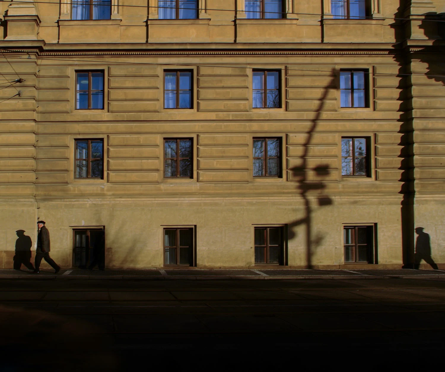 street scene in prague_1.jpg