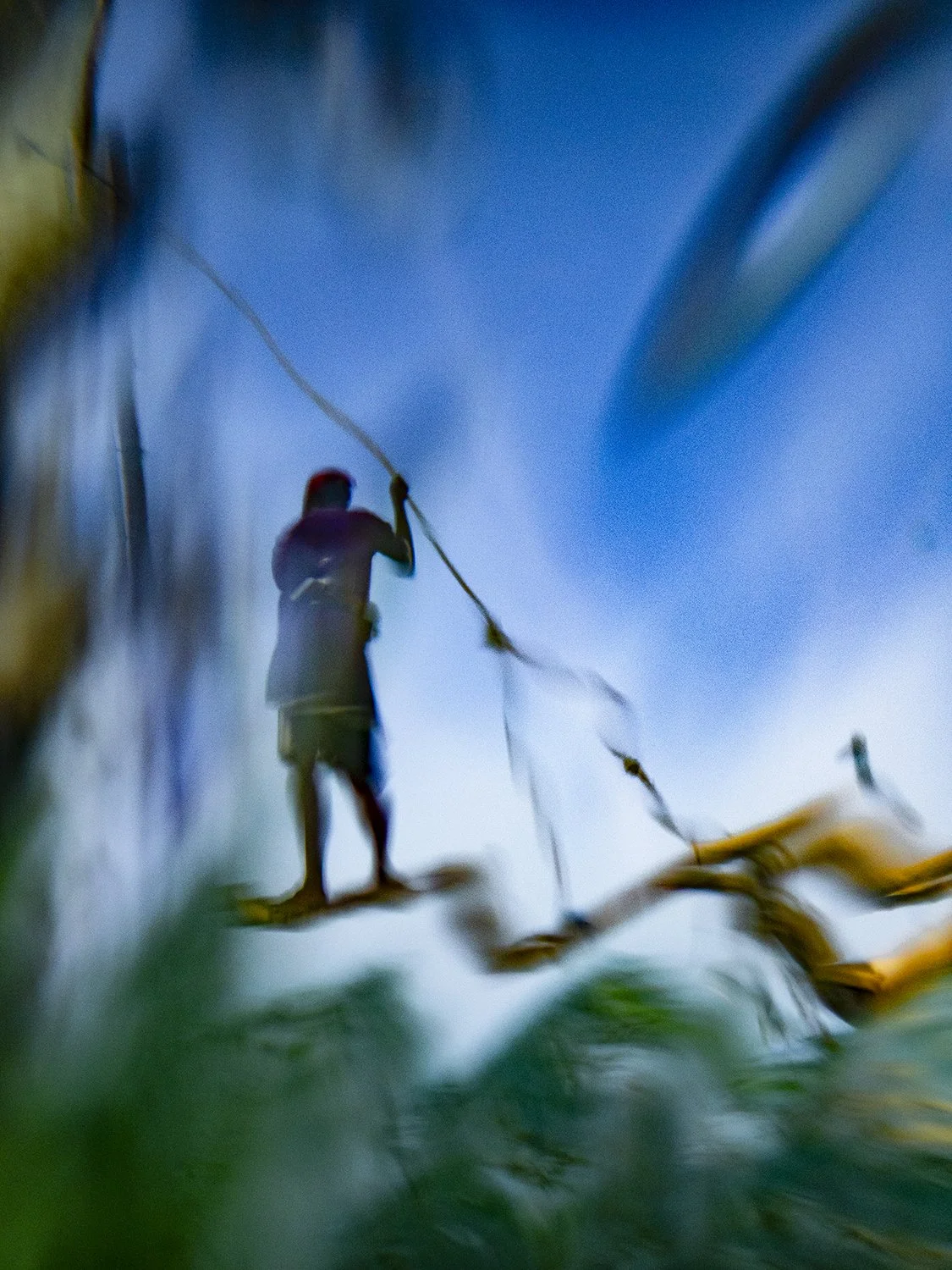 sailor in a boat, zanzibar.jpg