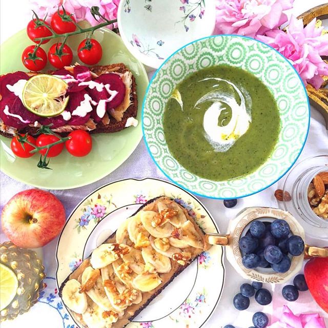 ⭐️When you wanna feast and feel good about it.... ⭐️this vibrant spread💫 🍅🥒🍌💜🌸💙🍎🌸
&bull;
&bull;
&bull;
&bull;
&bull;
&bull;
&bull;
&bull;
&bull;
&bull;
&bull;
&bull;
#food  #foodporn #foodie #vegan #vegans #veganfoodshare #feast #healthy #he