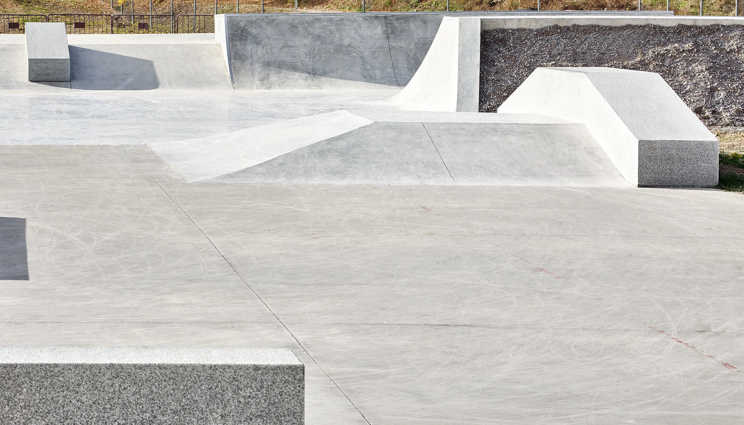 PMAM-SKATE-PLAZA-SKATEPARK-NAVARCLES-12-022.jpg