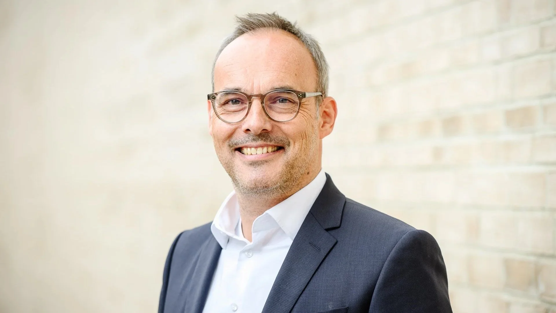 Alexander Schneider_Kanzlei Dr. Hofmann & Schneider.jpg